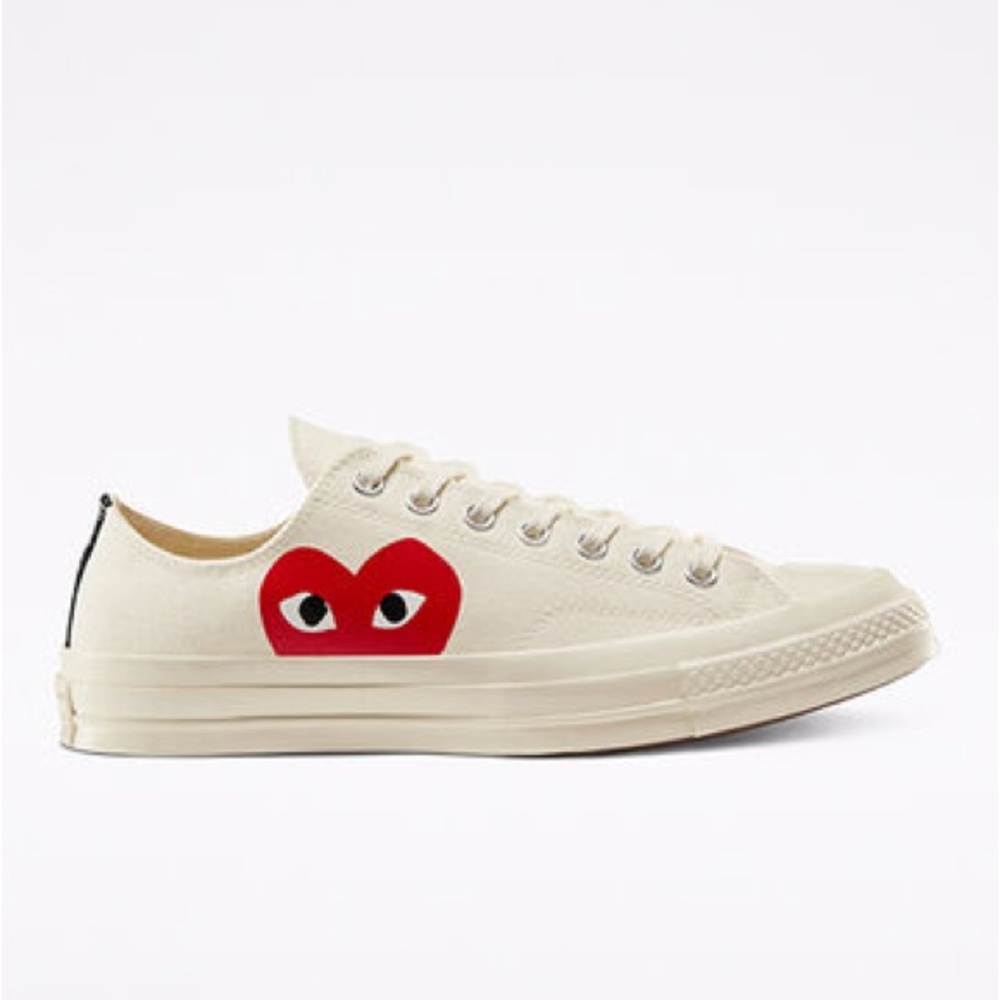 Converse x PLAY Comme des
Garçons Chuck 70 women’s size 7 men’s 5